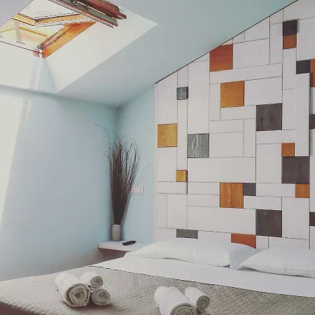 Bed & Breakfast Largo Fileni 7 4*